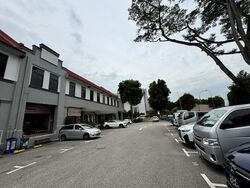Upper Serangoon Road (D19), Retail #476666041
